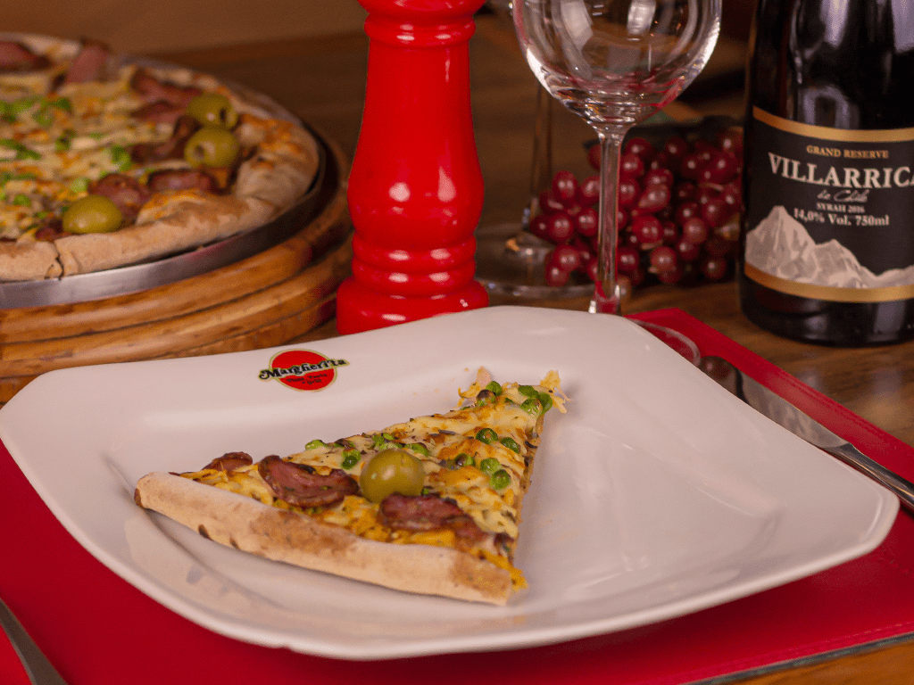 Deliciosa Harmonia: Descubra as Melhores Combinações de Vinhos com Pizza